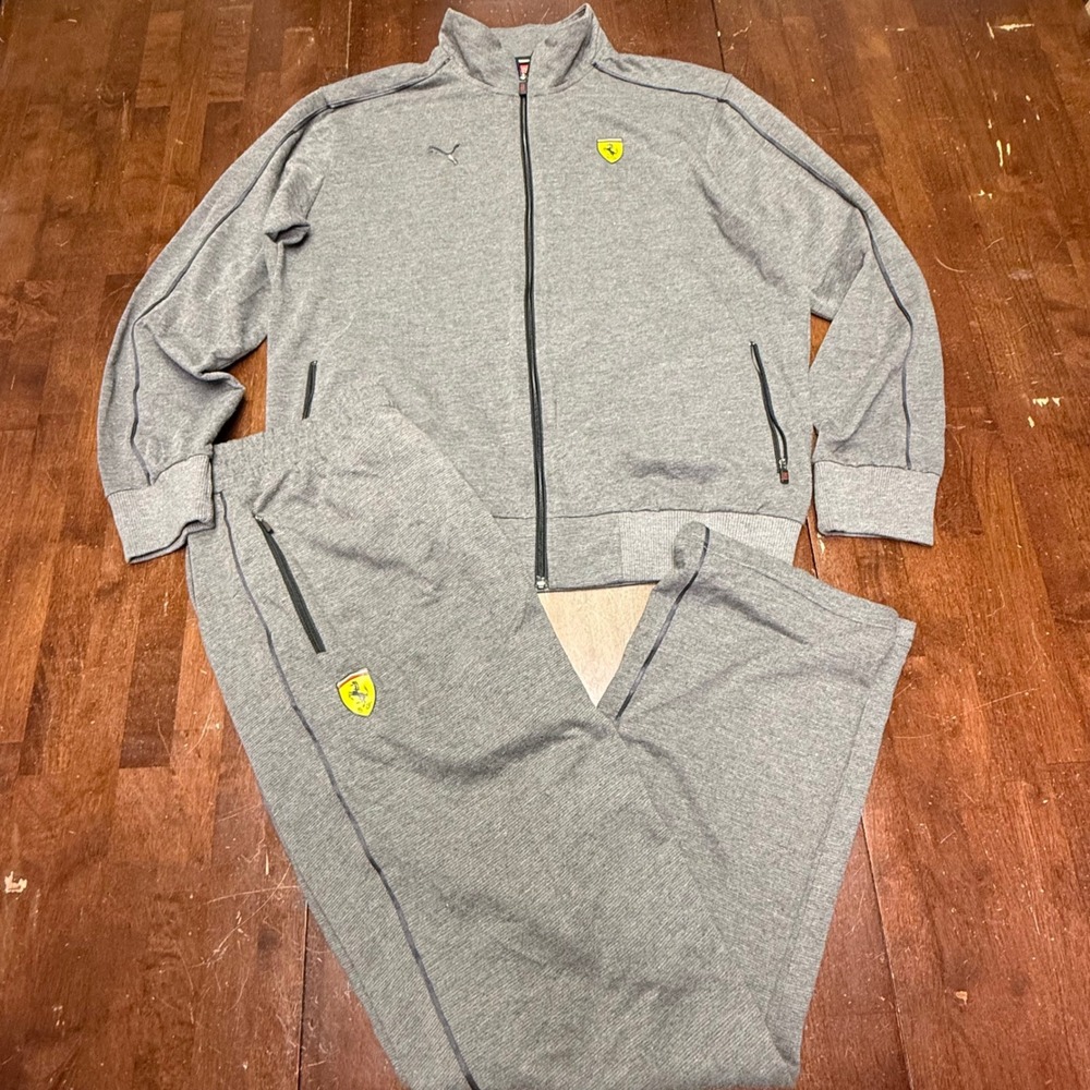 Puma Ferrari Scuderia Tracksuit Men Fits XL Grey Full Zip Jacket and Joggers Set